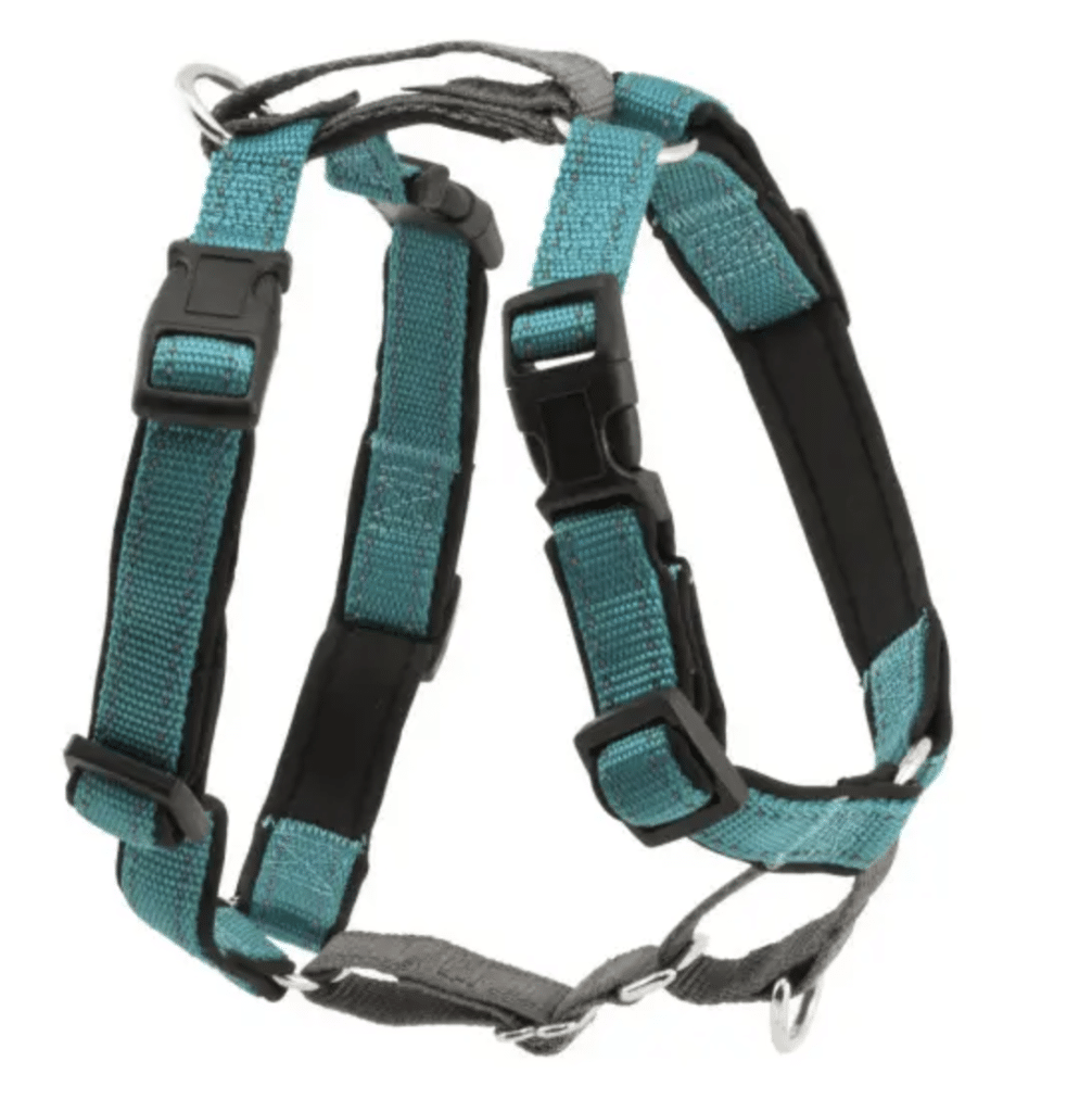The BEST Dog Harness for Large Dogs [Definitive Buyers Guide] This is the definitive guide to buying a dog harness for large dogs including pros and cons, how to ensure proper fit, and the truth about no-pull dog harnesses.